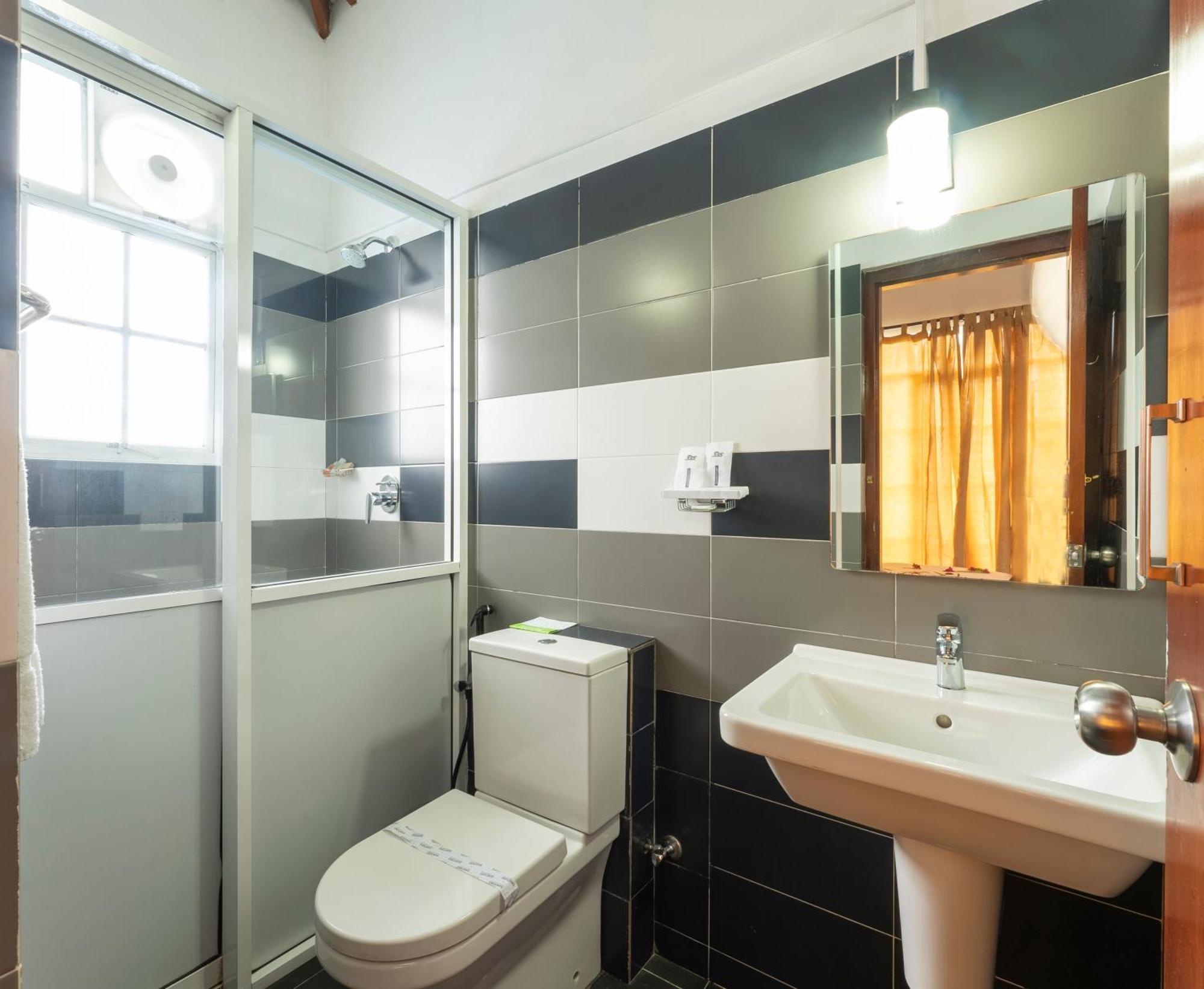 Hotel Aaradhya Nuwara Eliya Habitación foto